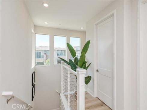 56  Chasma  , Irvine, CA