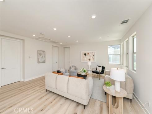 56  Chasma  , Irvine, CA