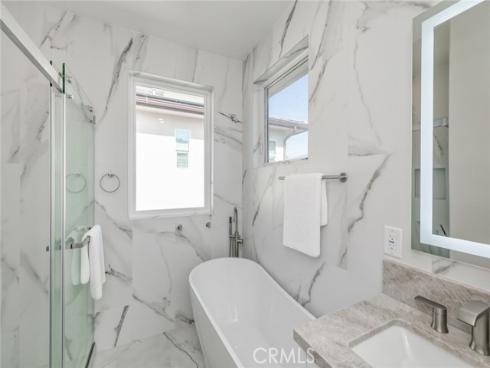 56  Chasma  , Irvine, CA