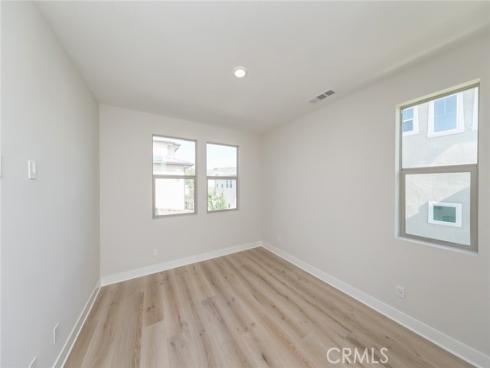 56  Chasma  , Irvine, CA