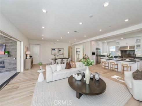 56  Chasma  , Irvine, CA