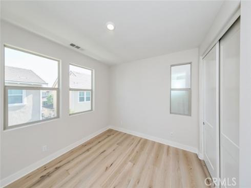 56  Chasma  , Irvine, CA