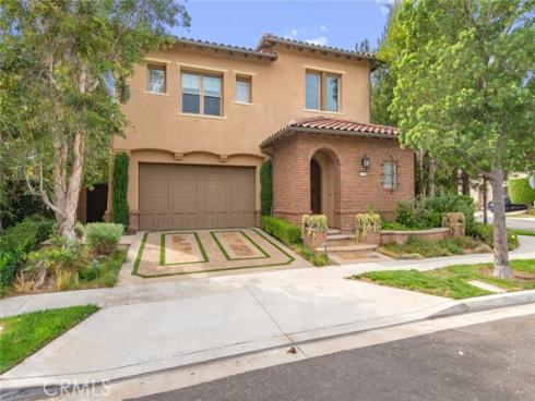 120  Tomato Springs  , Irvine, CA