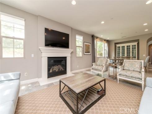 120  Tomato Springs  , Irvine, CA