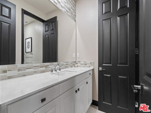 55  Suede  , Irvine, CA