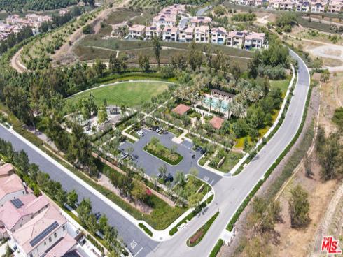 55  Suede  , Irvine, CA