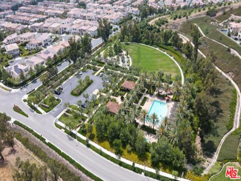 55  Suede  , Irvine, CA