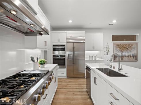 116  Zawn  , Irvine, CA