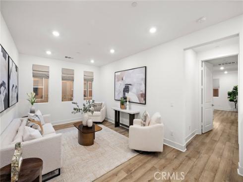 116  Zawn  , Irvine, CA