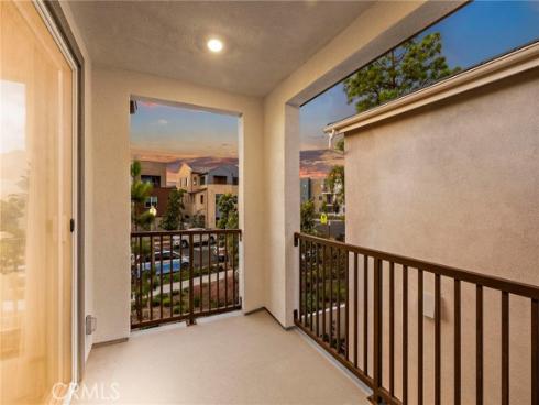 116  Zawn  , Irvine, CA