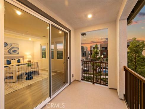 116  Zawn  , Irvine, CA