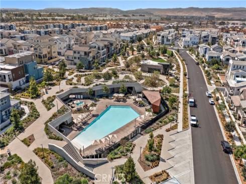 116  Zawn  , Irvine, CA