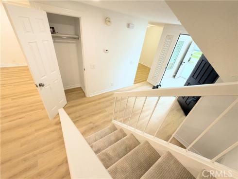 61  Ashbrook  , Irvine, CA