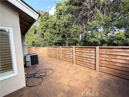 61  Ashbrook  , Irvine, CA