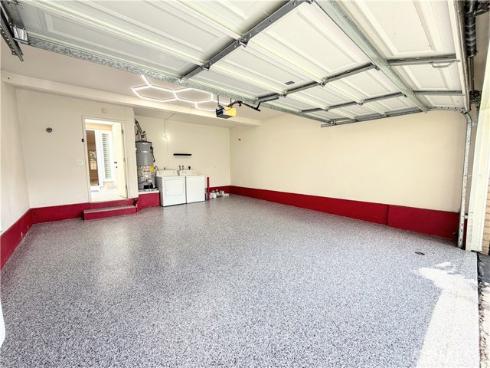 61  Ashbrook  , Irvine, CA