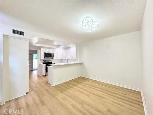 61  Ashbrook  , Irvine, CA