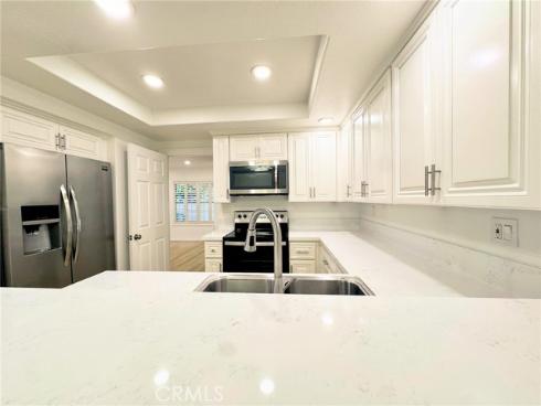 61  Ashbrook  , Irvine, CA