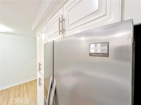 61  Ashbrook  , Irvine, CA