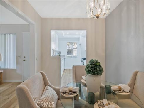 92  Clearbrook  , Irvine, CA