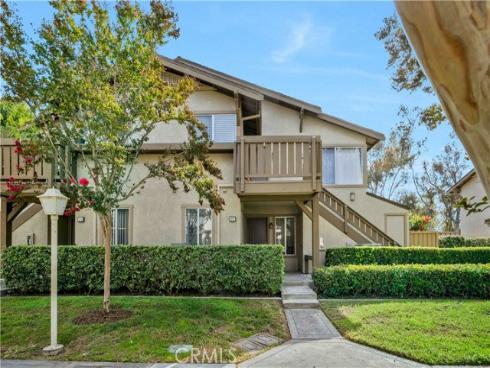 92  Clearbrook  , Irvine, CA