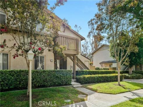 92  Clearbrook  , Irvine, CA