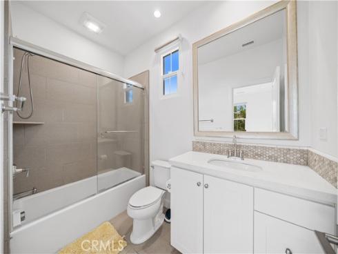 67  Runner  , Irvine, CA