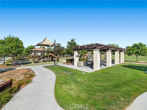 67  Runner  , Irvine, CA