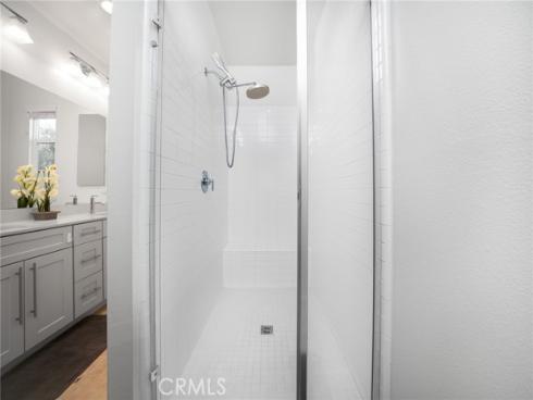 595  Cultivate  , Irvine, CA