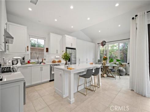 112  San Benito  , Irvine, CA