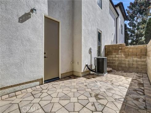 83  Mission  , Irvine, CA