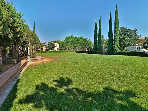 83  Mission  , Irvine, CA