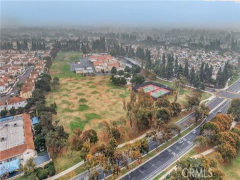 114  Costero Aisle  , Irvine, CA