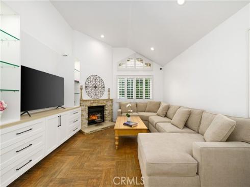 20  Wintermist  , Irvine, CA