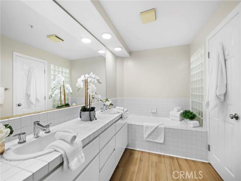 2243  Martin  310  Street, Irvine, CA