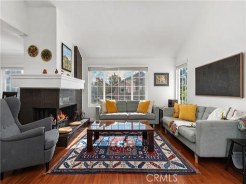 53 Woodleaf , Irvine, CA