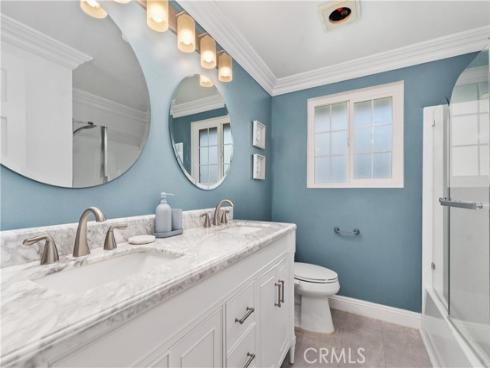 53 Woodleaf , Irvine, CA