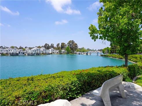 53 Woodleaf , Irvine, CA