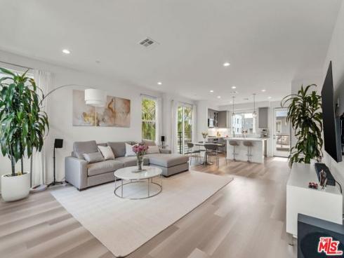 157  Steely  , Irvine, CA