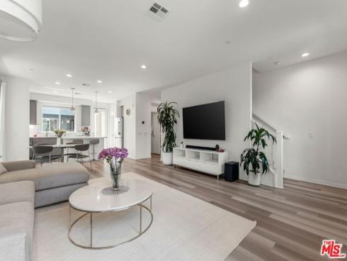 157  Steely  , Irvine, CA