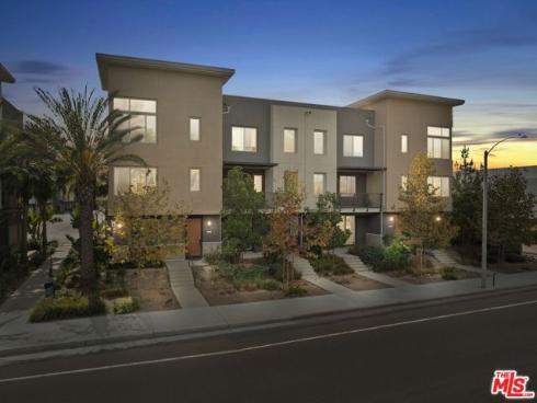 157  Steely  , Irvine, CA