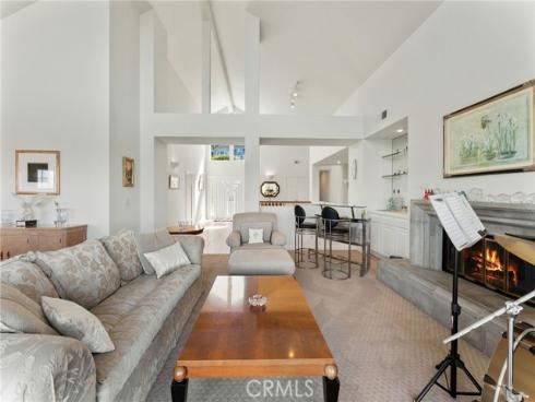 21  Centaurus  , Irvine, CA