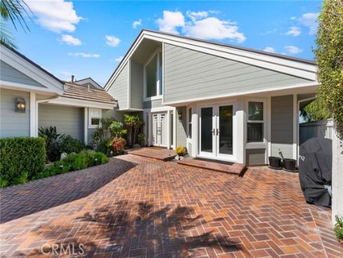 21  Centaurus  , Irvine, CA