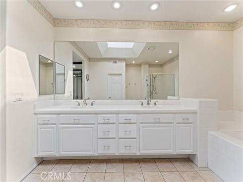 21  Centaurus  , Irvine, CA