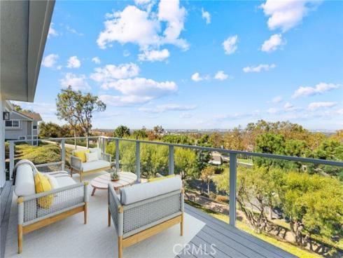 21  Centaurus  , Irvine, CA