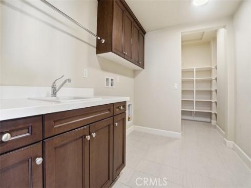 65  Rolling Green  , Irvine, CA