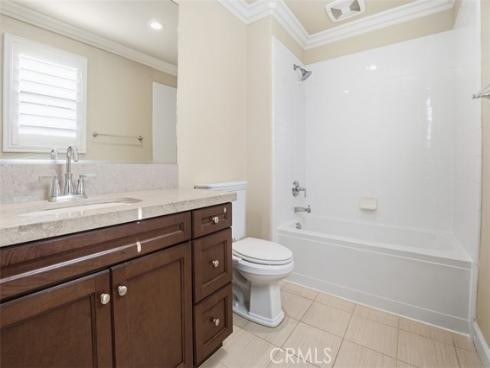 65  Rolling Green  , Irvine, CA