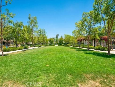 65  Rolling Green  , Irvine, CA
