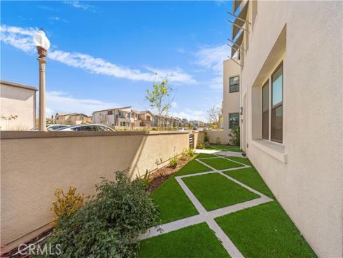 102  Yugen  , Irvine, CA