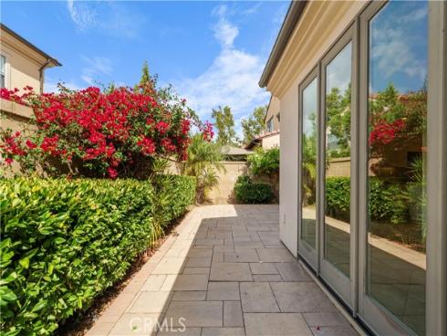 64  Wildvine  , Irvine, CA