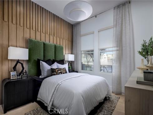 136  Creation  , Irvine, CA